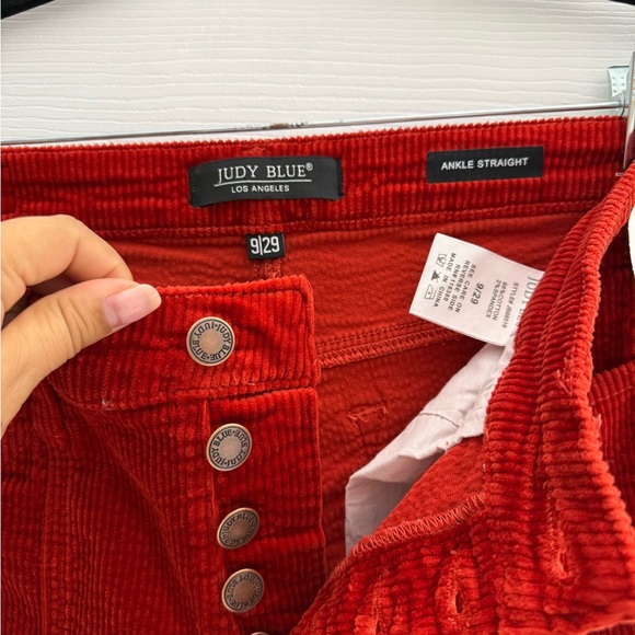 Judy Blue High Rise Button Fly Red Rust Corduroy Ankle Straight Pants Size 9/29 - Picture 5 of 10